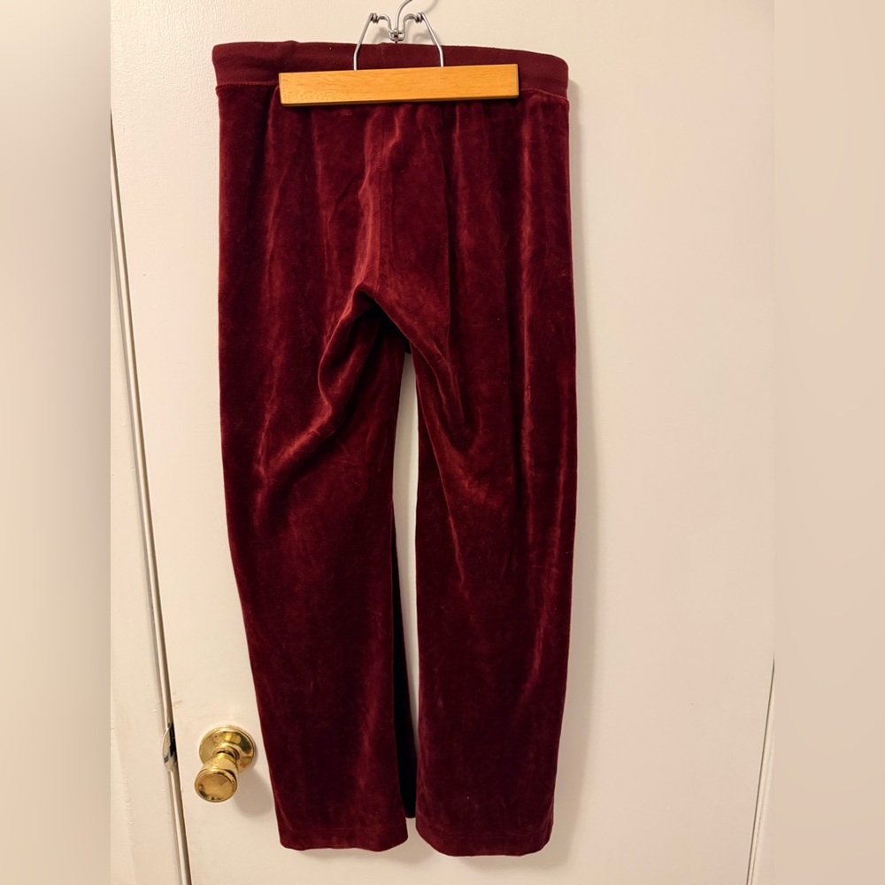 Juicy Couture Velour Maroon Pants- Size: Small - Picture 4 of 4